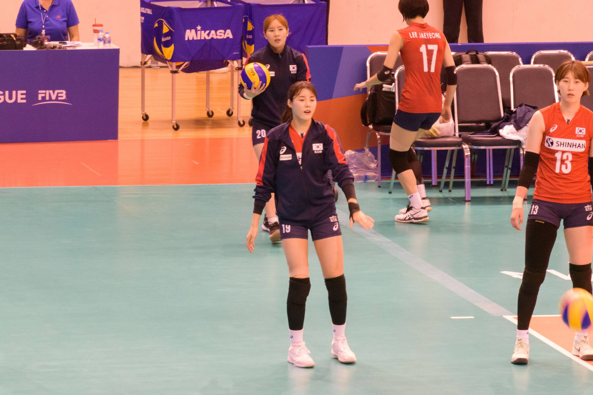 2018-korat-nakhonratchasima-vnl-volleyball-japan-korea-thailand-turkey-day2